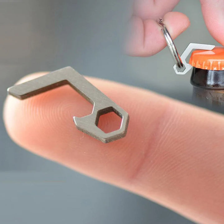 EDC Mini Bottle Opener Keyring – Lightweight Pocket Tool for Camping & Outdoors