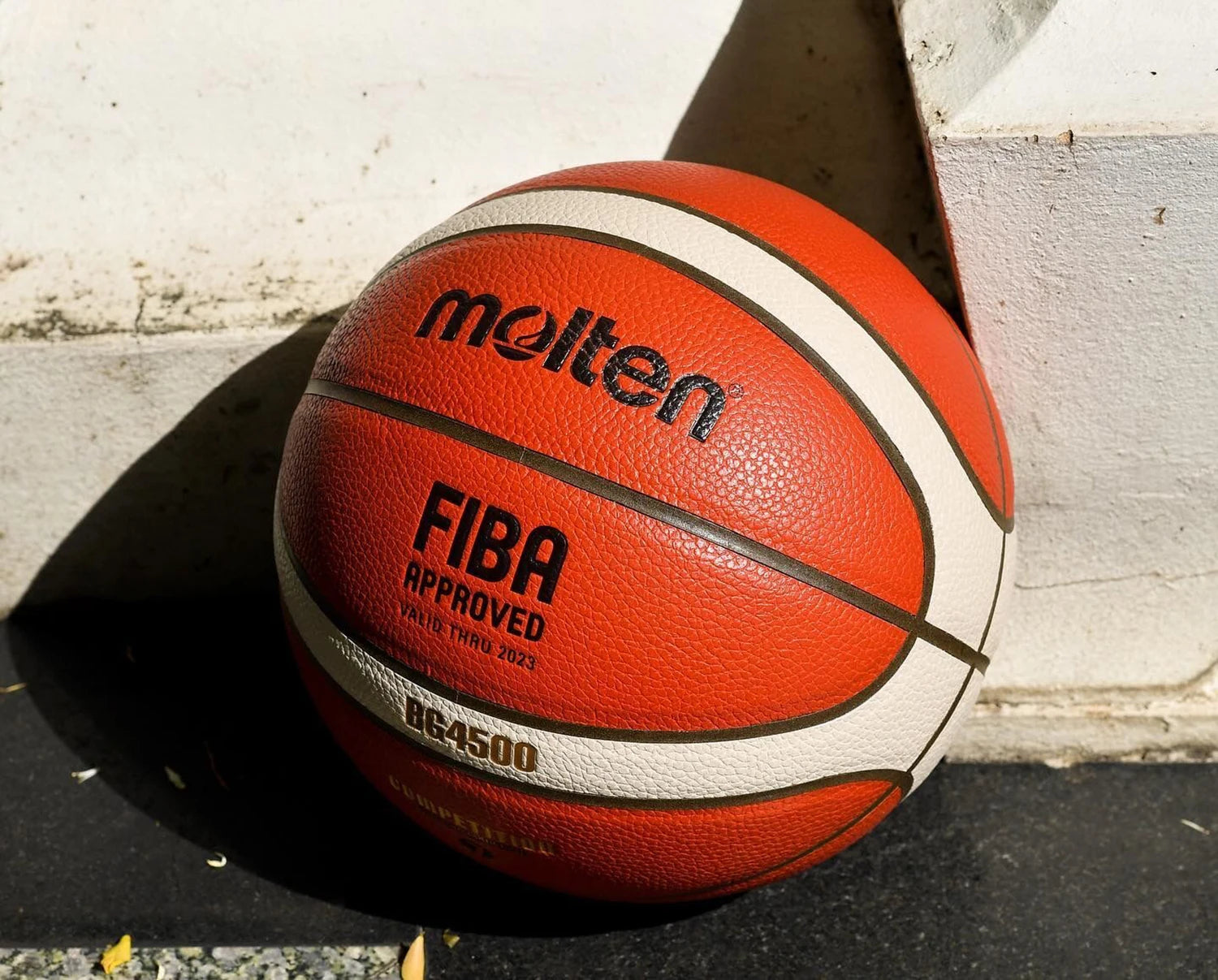 Molten BG4500/BG5000 PU Composite Basketball Size 5–7