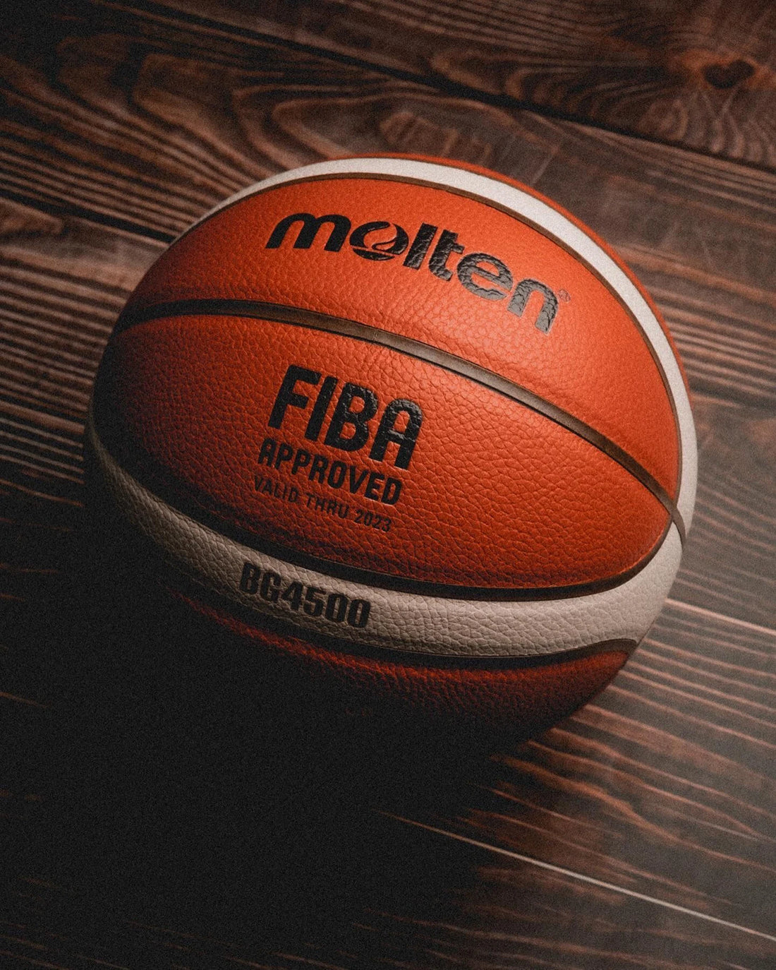 Molten BG4500/BG5000 PU Composite Basketball Size 5–7